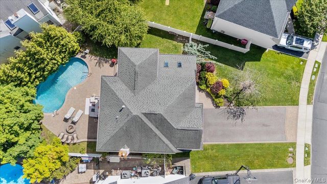 144 Cranberry Court, Melville, NY 11747