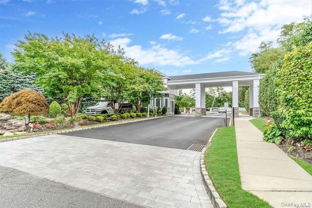 144 Cranberry Court, Melville, NY 11747