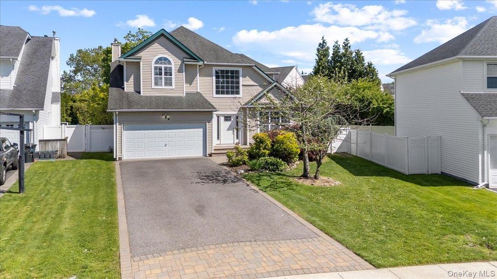 144 Cranberry Court, Melville, NY 11747