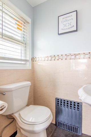 14641 224th Street, Springfield Gardens, NY 11413