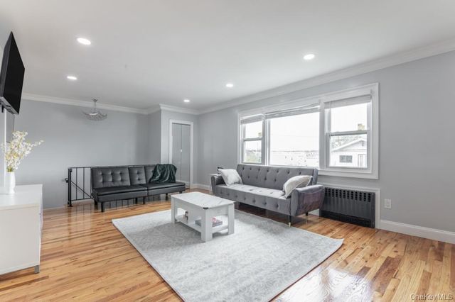 14641 224th Street, Springfield Gardens, NY 11413