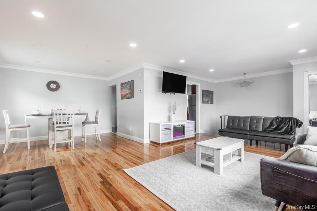 14641 224th Street, Springfield Gardens, NY 11413