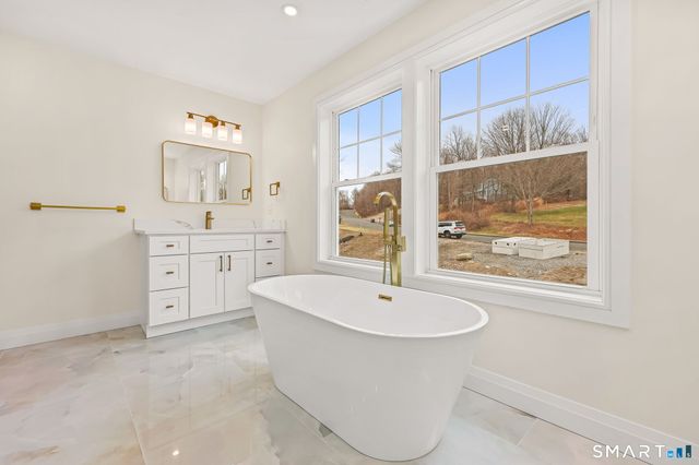 41 Crown View Drive, Monroe, CT 06468