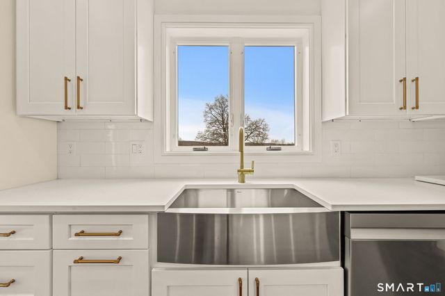 41 Crown View Drive, Monroe, CT 06468