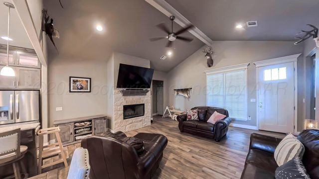 77 Canyon E Parkway, Canyon, TX 79015