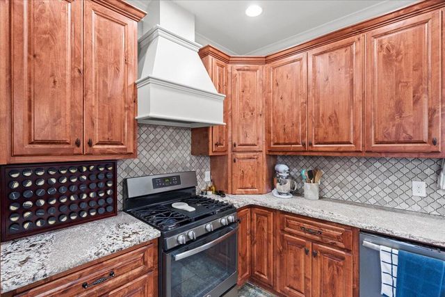 1733 Quinton Road, Rocky Face, GA 30740