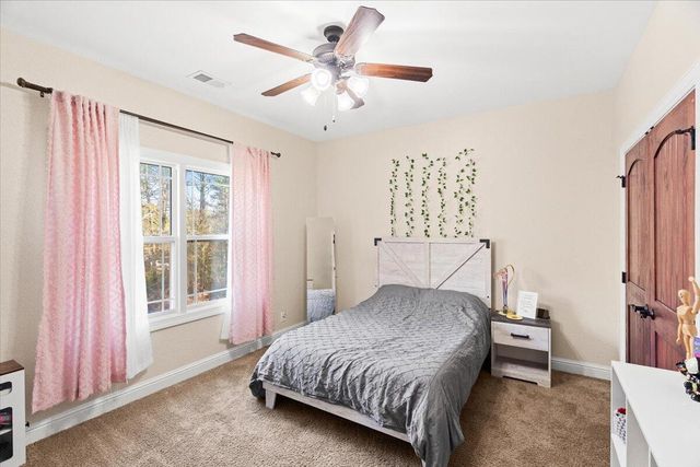 1733 Quinton Road, Rocky Face, GA 30740