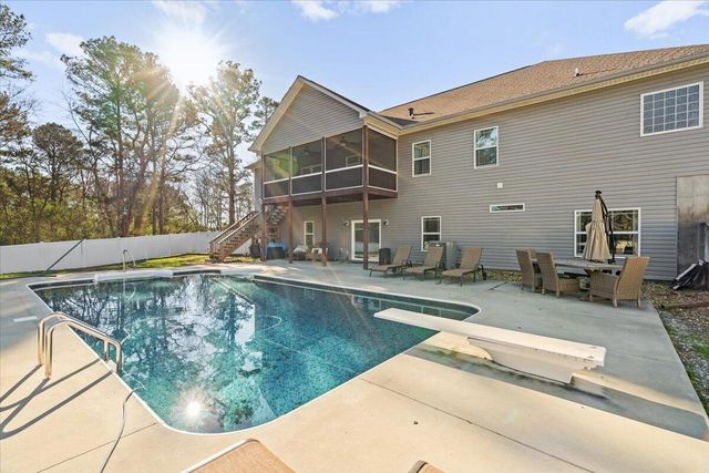 1733 Quinton Road, Rocky Face, GA 30740