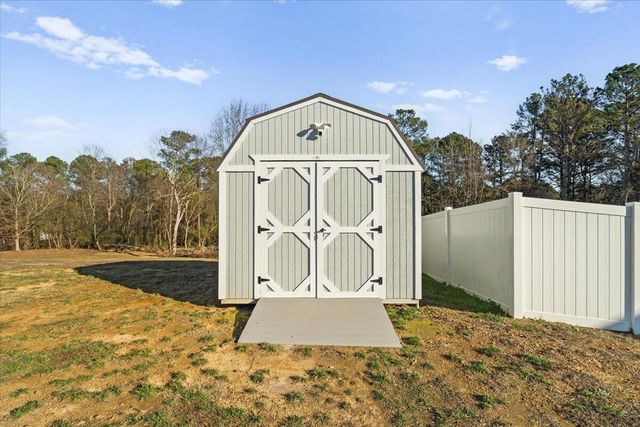 1733 Quinton Road, Rocky Face, GA 30740