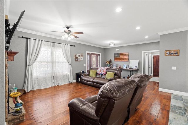 1733 Quinton Road, Rocky Face, GA 30740