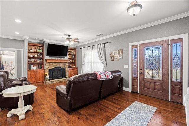 1733 Quinton Road, Rocky Face, GA 30740