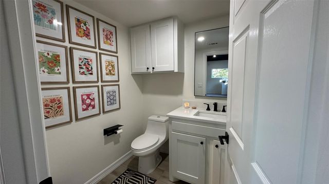 1387 County Road 140, Whitesboro, TX 76273