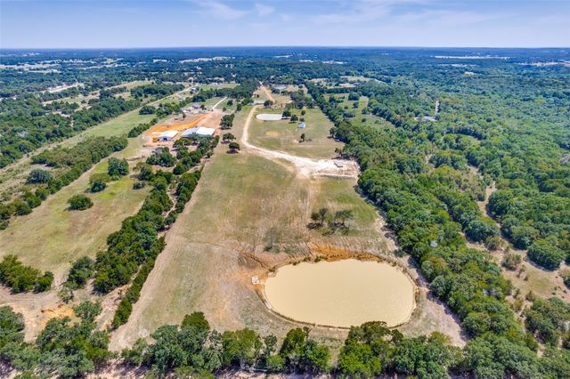 1387 County Road 140, Whitesboro, TX 76273