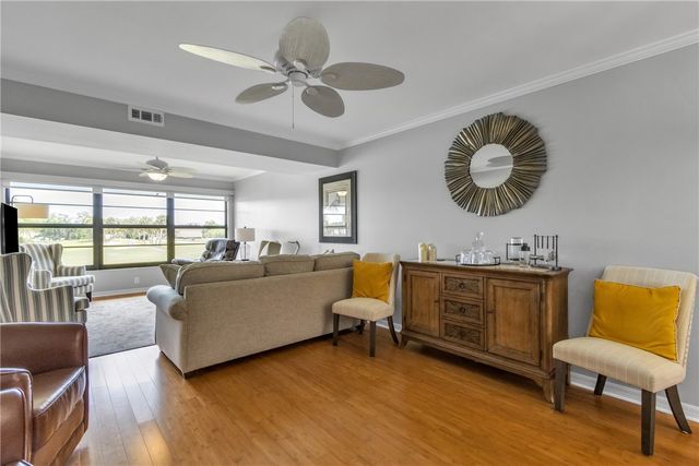 24 Plantation Drive 205, Vero Beach, FL 32966