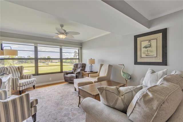 24 Plantation Drive 205, Vero Beach, FL 32966