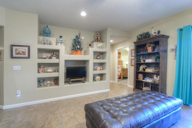 16307 E ARROW Drive E 106, Fountain Hills, AZ 85268