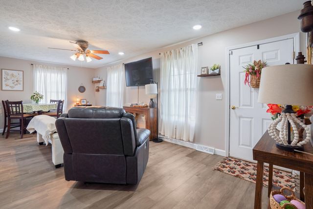 362 Highway 3284, Monticello, KY 42633