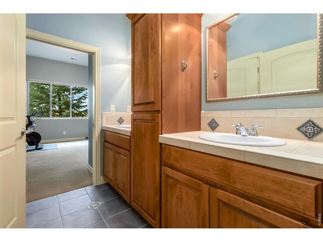 6053 Woodcliffe Dr, Windsor, CO 80550