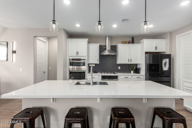 17282 W DAHLIA Drive, Surprise, AZ 85388