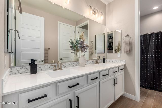 17282 W DAHLIA Drive, Surprise, AZ 85388