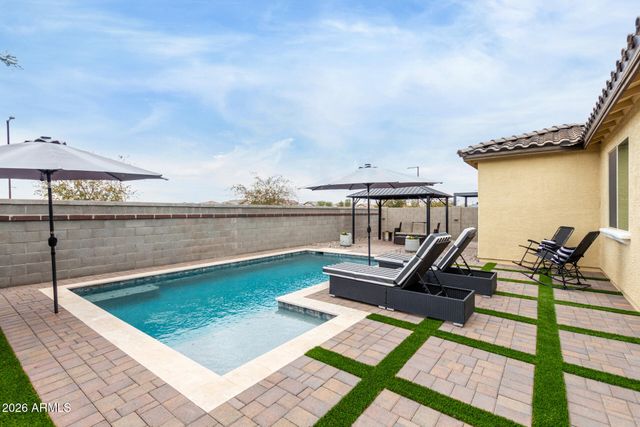 17282 W DAHLIA Drive, Surprise, AZ 85388