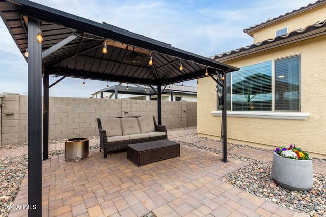 17282 W DAHLIA Drive, Surprise, AZ 85388