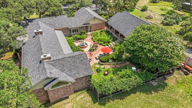 50 Brookmeadow DR, Wimberley, TX 78676