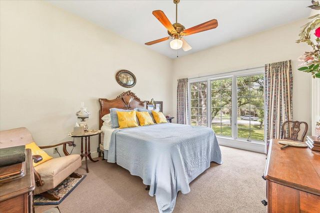 50 Brookmeadow DR, Wimberley, TX 78676