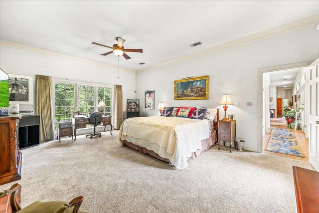 50 Brookmeadow DR, Wimberley, TX 78676