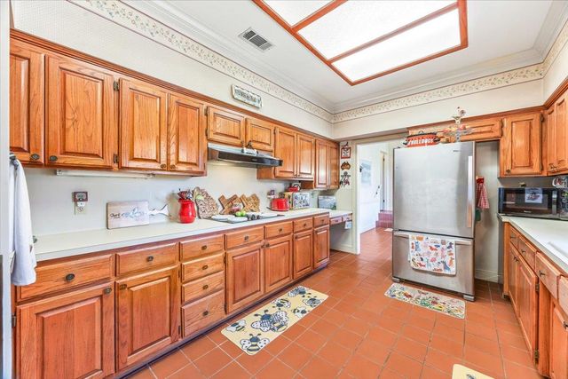 50 Brookmeadow DR, Wimberley, TX 78676