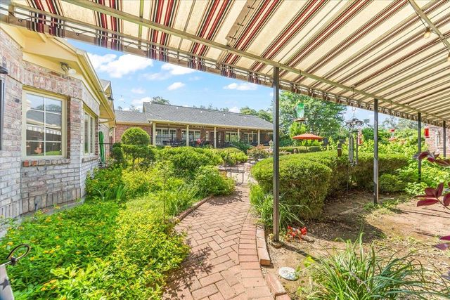 50 Brookmeadow DR, Wimberley, TX 78676