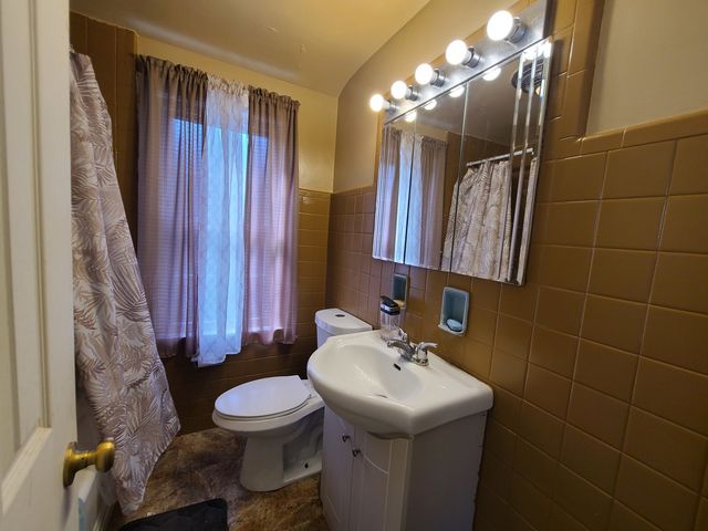 14216 S Michigan Avenue, Riverdale, IL 60827