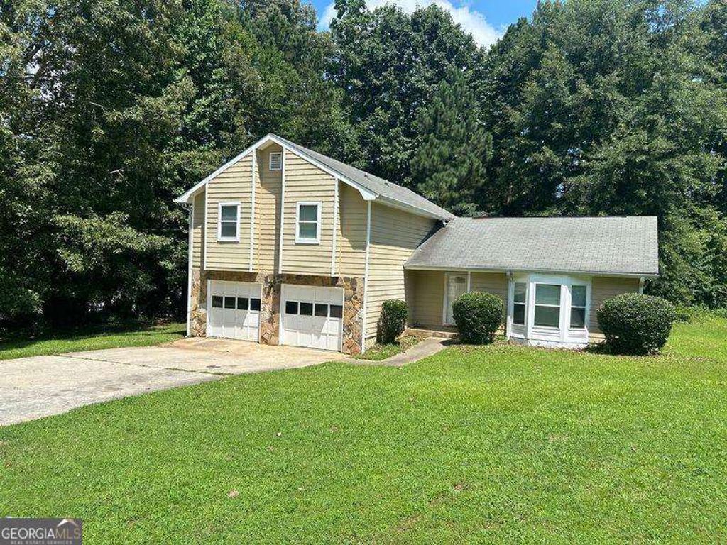 4586 High Gate Lane, Lithonia, GA 30038