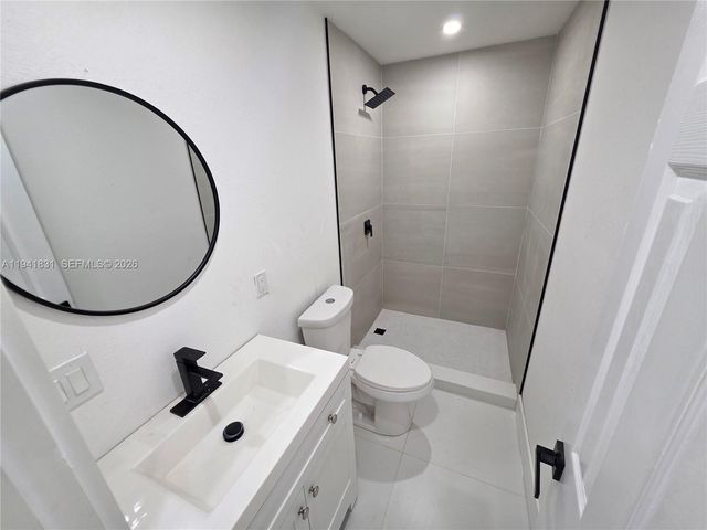 1221 Cleve H Dixon Ave., Riviera Beach, FL 33404