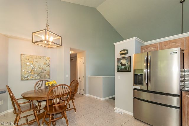 118 Kensington Court, Aurora, OH 44202