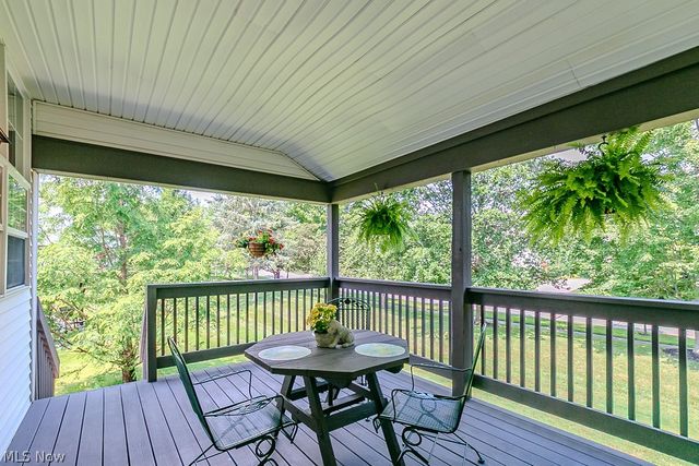 118 Kensington Court, Aurora, OH 44202