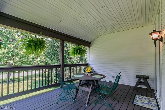 118 Kensington Court, Aurora, OH 44202