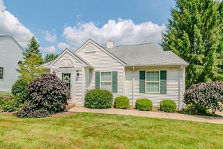 118 Kensington Court, Aurora, OH 44202