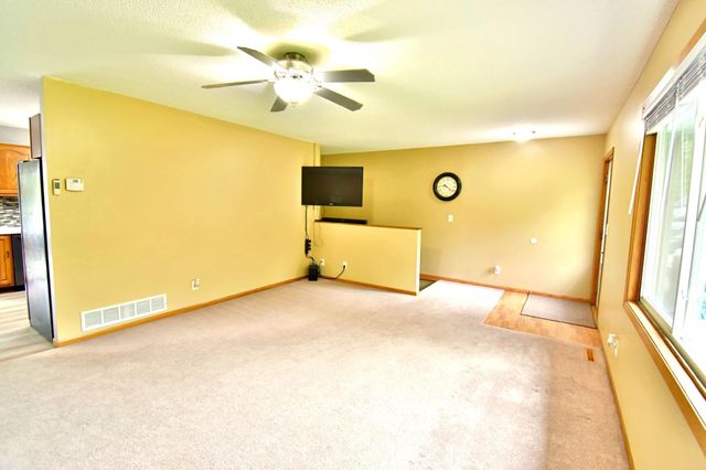 2404 76th Avenue, Princeton, MN 55371