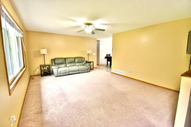 2404 76th Avenue, Princeton, MN 55371