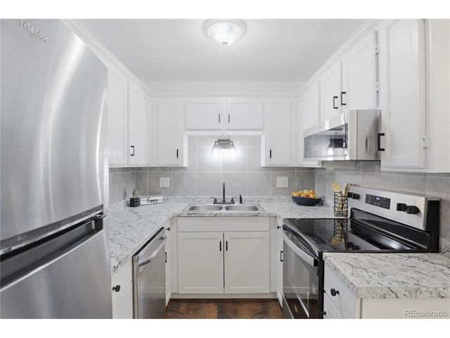 22 Stovel Cir, Colorado Springs, CO 80916