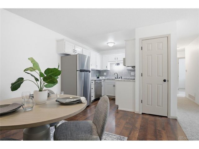 22 Stovel Cir, Colorado Springs, CO 80916