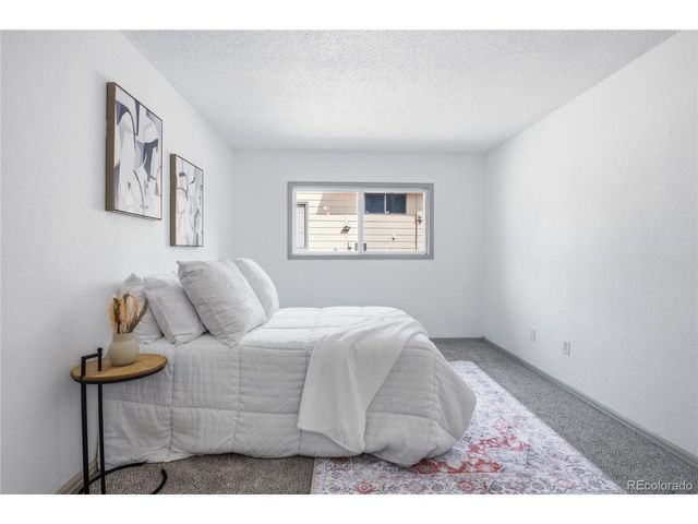 22 Stovel Cir, Colorado Springs, CO 80916