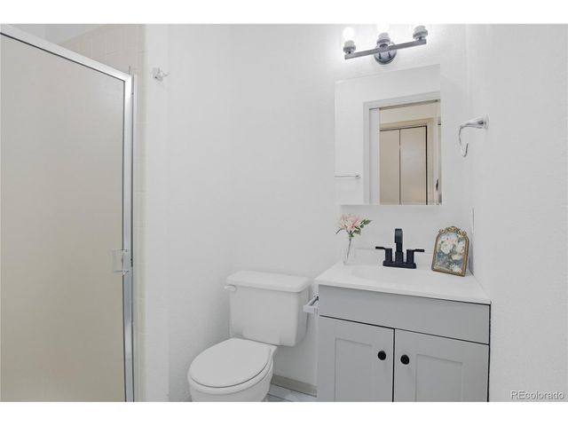 22 Stovel Cir, Colorado Springs, CO 80916