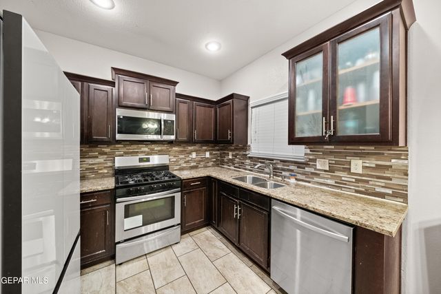 13160 LOST WILLOW, El Paso, TX 79938