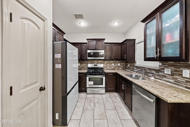 13160 LOST WILLOW, El Paso, TX 79938