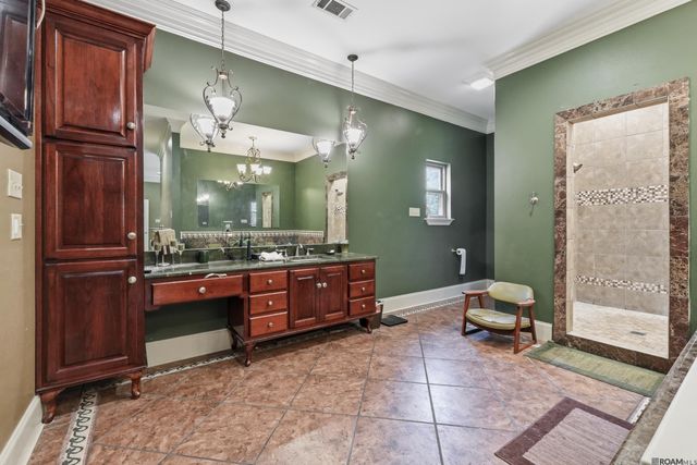 12611 Old Hammond Hwy, Baton Rouge, LA 70816