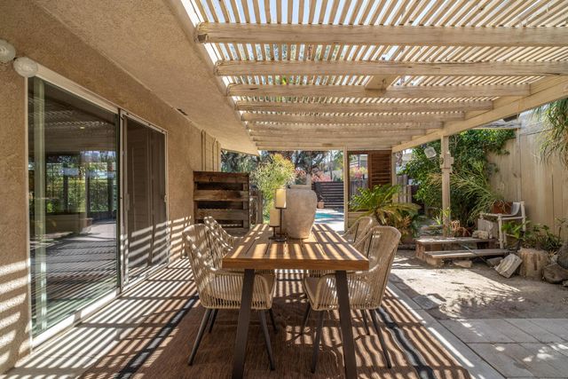 44841 San Jacinto Avenue, Palm Desert, CA 92260