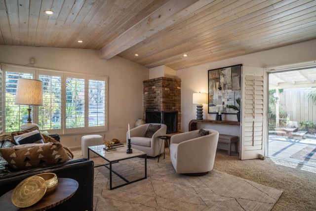 44841 San Jacinto Avenue, Palm Desert, CA 92260