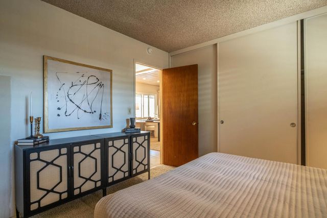 44841 San Jacinto Avenue, Palm Desert, CA 92260